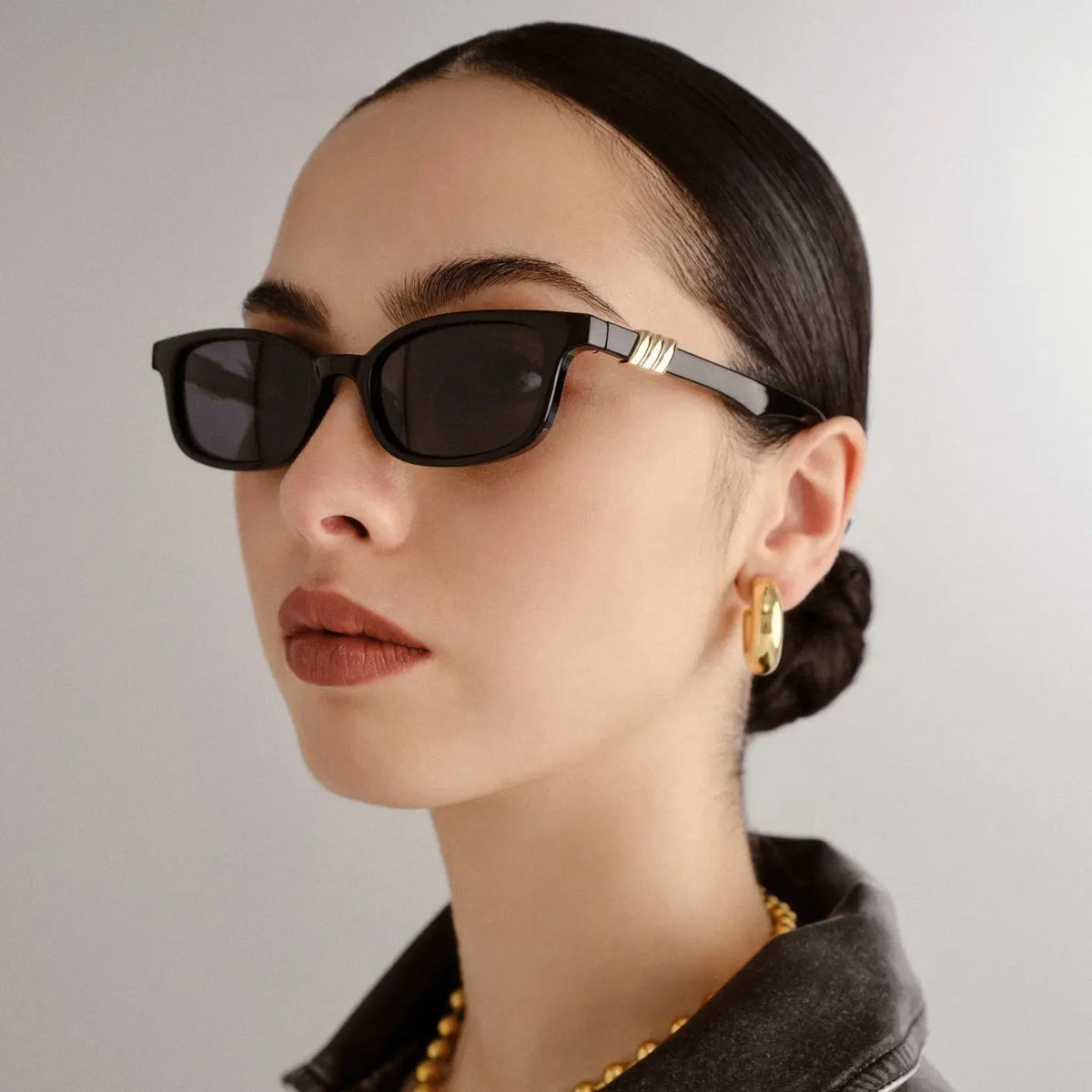 Le Specs Confidential