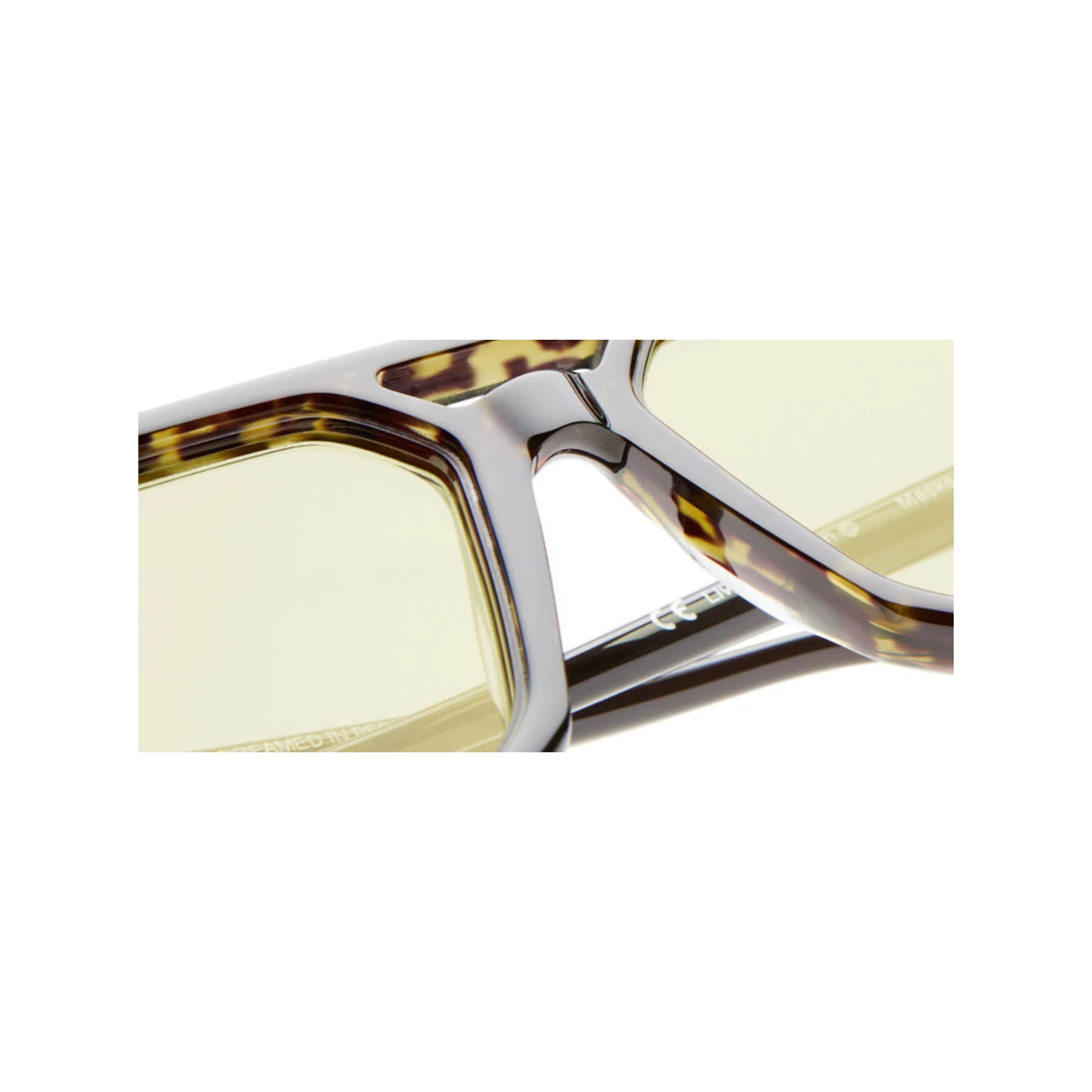 MASKE P8 GRG 53